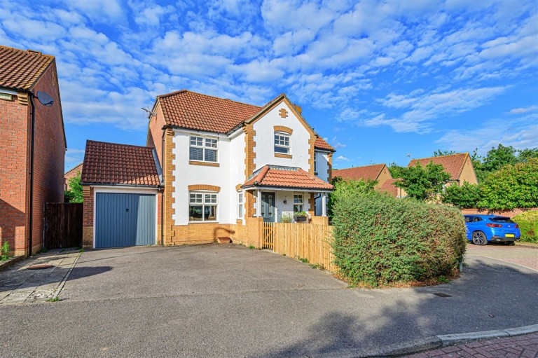 Images for Snowberry Crescent, Havant, PO9