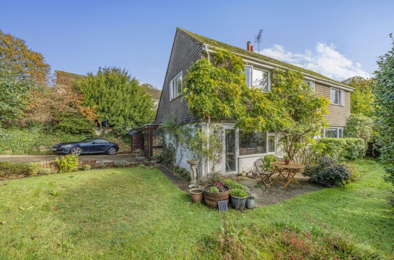 Click the photo for more details of Fyning Lane, Rogate, GU31