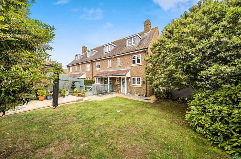 Images for Hunnisett Close, Selsey, PO20
