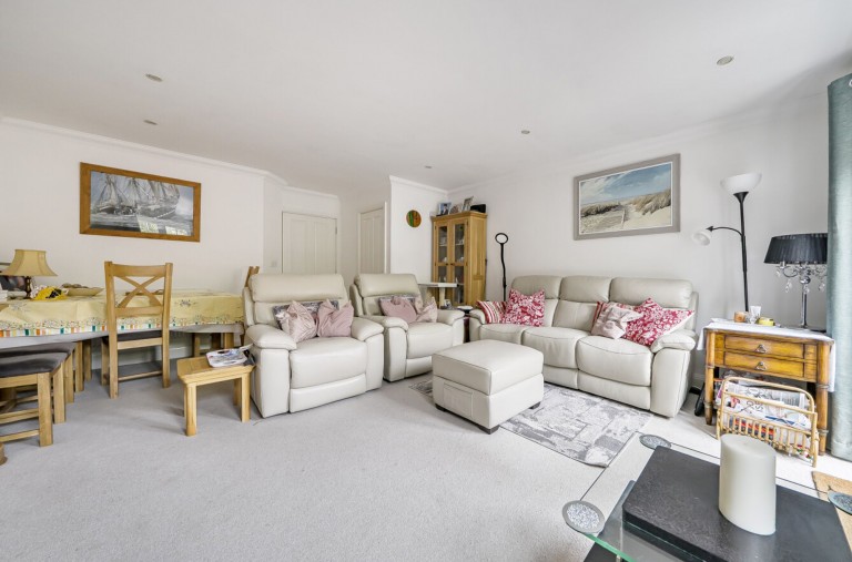 Images for Hunnisett Close, Selsey, PO20