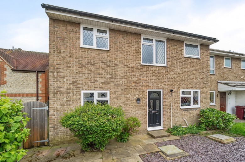 Click the photo for more details of East Street, Selsey, PO20