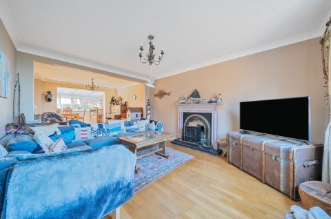 Click the photo for more details of Lifeboat Way, Selsey, PO20