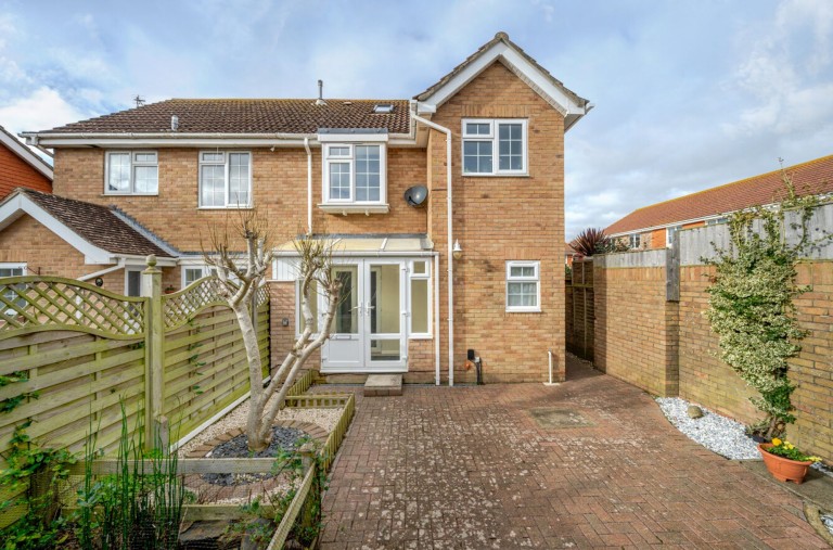 Images for Acorn Close, Selsey, PO20