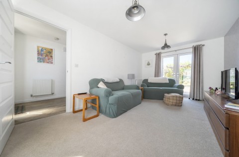 Click the photo for more details of Hubble Close, Selsey, PO20