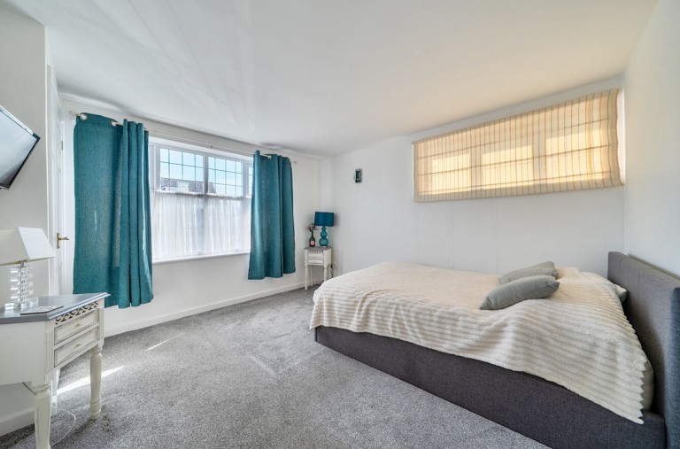 Images for 2 Vincent Road, Selsey, PO20
