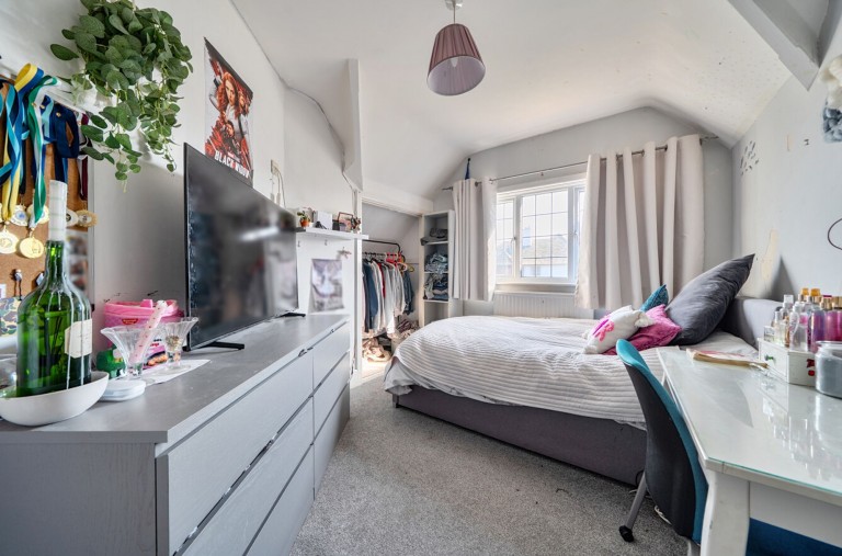 Images for 2 Vincent Road, Selsey, PO20
