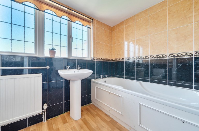 Images for 2 Vincent Road, Selsey, PO20