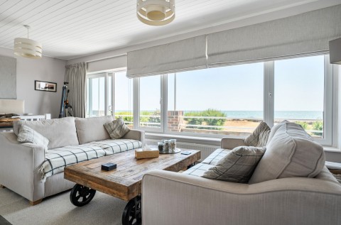 Click the photo for more details of East Beach Road, Selsey, PO20