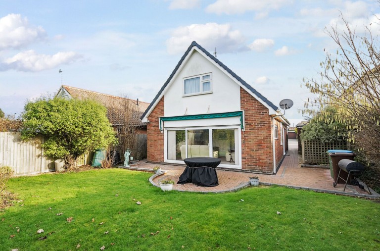 Images for Southdean Drive, Middleton-On-Sea, PO22
