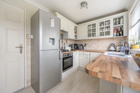 Click the photo for more details of Guernsey Farm Lane, Felpham, PO22