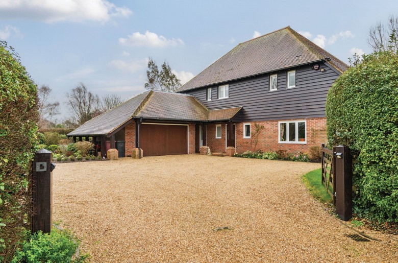 Click the photo for more details of Bremere Lane, Chichester, PO20