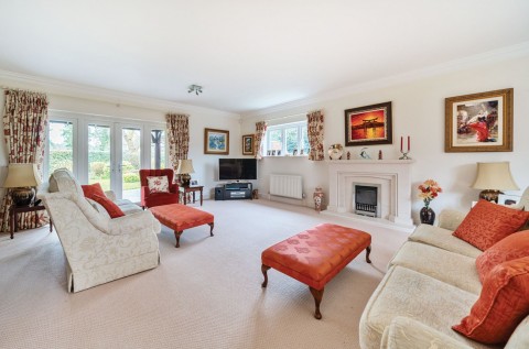 Click the photo for more details of Bremere Lane, Chichester, PO20