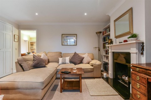 Click the photo for more details of Churchmead Close, Lavant, PO18