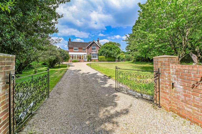 Images for Scant Road East, Hambrook, PO18