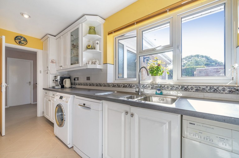 Images for Longmeadow Gardens, Birdham, PO20
