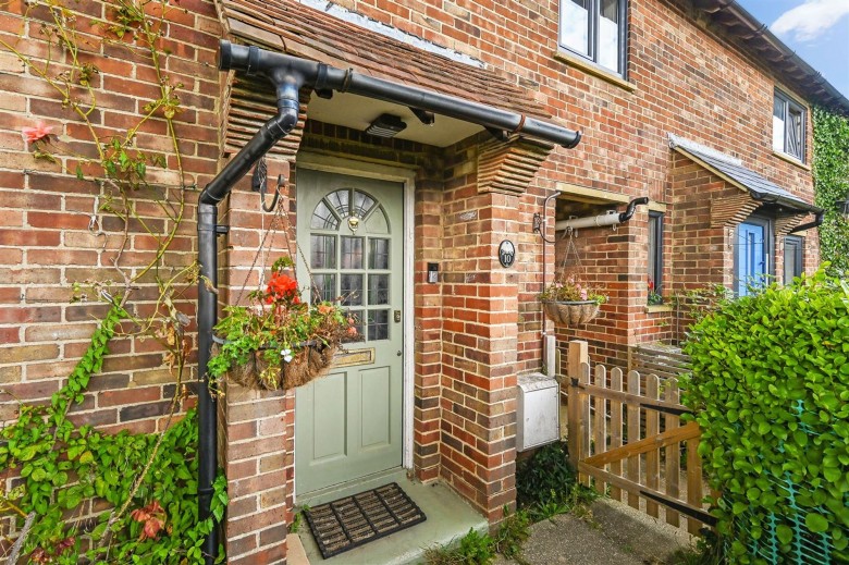 Click the photo for more details of Orchard Side, Hunston, PO20