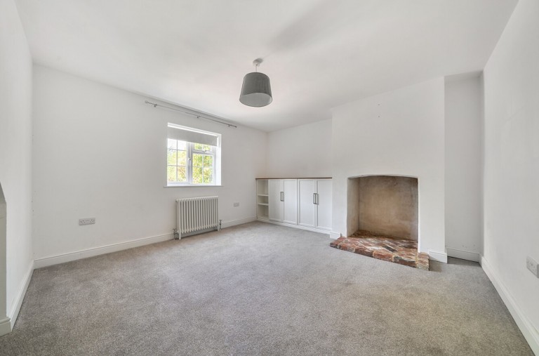 Images for Vinnetrow Road, Runcton, PO20