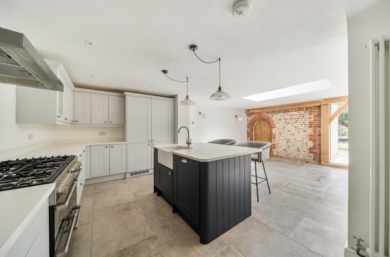 Images for Vinnetrow Road, Runcton, PO20