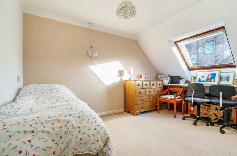 Images for Henty Gardens, Chichester, PO19