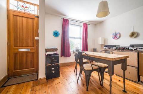 Click the photo for more details of Cleveland Road, Chichester, PO19