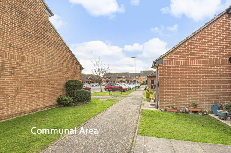 Images for Kingfisher Court, Middleton-On-Sea, PO22