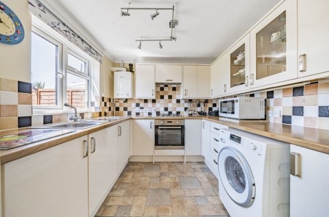Click the photo for more details of Lodge Close, Middleton-On-Sea, PO22