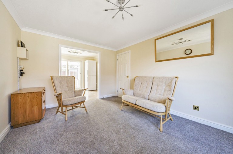 Images for Lodge Close, Middleton-On-Sea, PO22