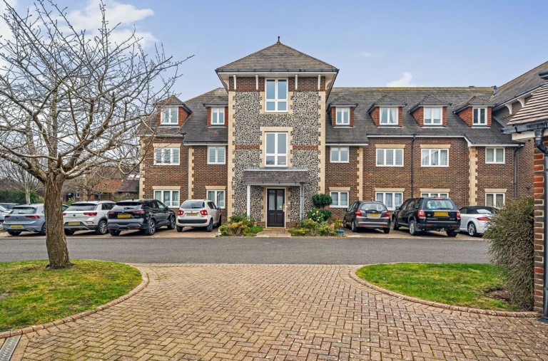 Images for Greenfields, Middleton On Sea, PO22