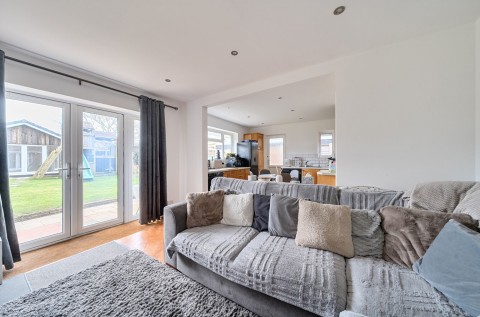 Click the photo for more details of Lane End Road, Middleton On Sea, PO22