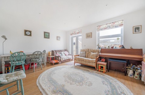 Click the photo for more details of Elmer Road, Elmer, PO22