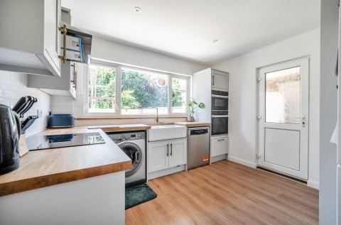 Click the photo for more details of Inglewood Drive, Aldwick, PO21