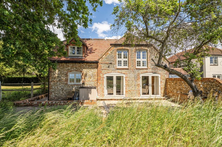 Images for Wight Cottage, Main Road, PO18