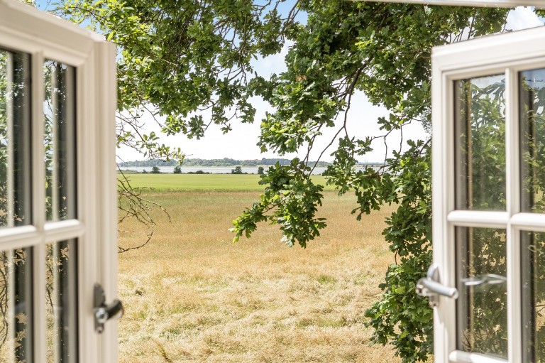 Images for Wight Cottage, Main Road, PO18