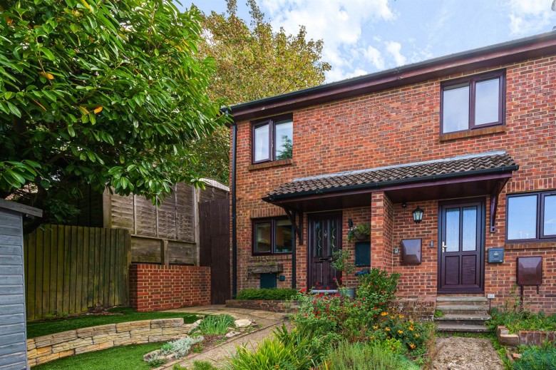 Click the photo for more details of New Town Road, Storrington, RH20