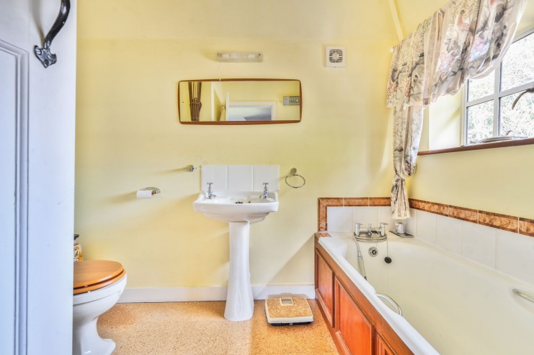 Images for Dodsley Grove, Easebourne, GU29