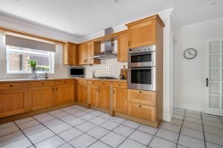 Images for Hurst Park, Midhurst, GU29