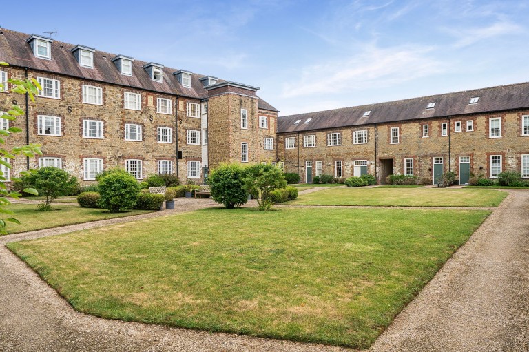 Images for Dodsley Lane, Easebourne, GU29