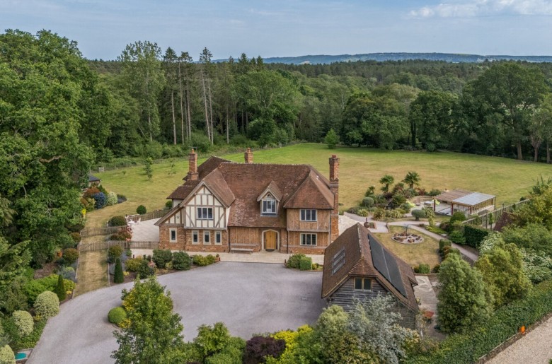 Click the photo for more details of Minsted, Midhurst, GU29