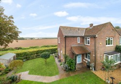 Images for The Harrows, Tillington, GU28