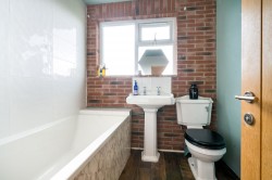 Images for The Harrows, Tillington, GU28
