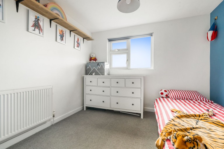 Images for The Harrows, Tillington, GU28