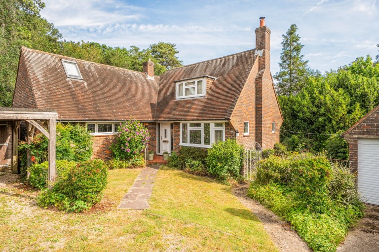 Images for Heatherwood, Midhurst, GU29