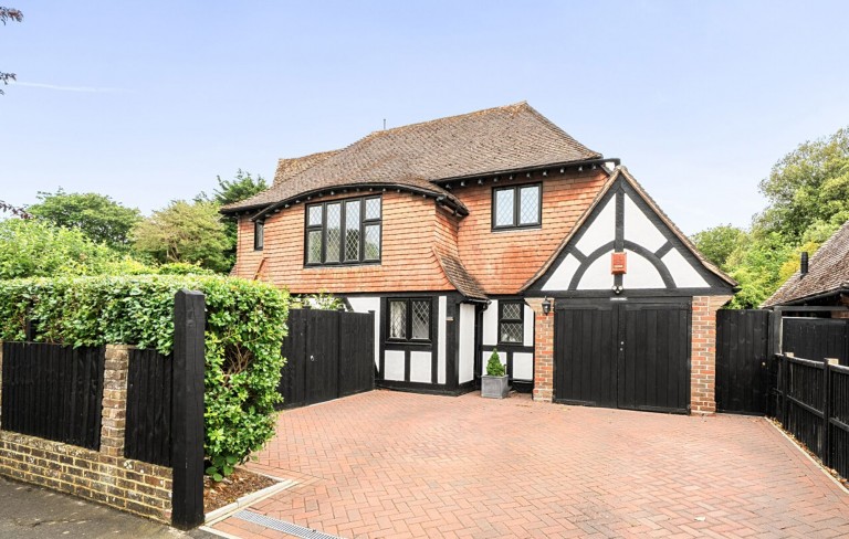 Images for 1 Fernhurst Gardens, Aldwick, PO21