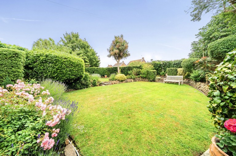 Images for 1 Fernhurst Gardens, Aldwick, PO21