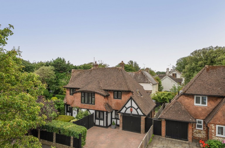 Images for 1 Fernhurst Gardens, Aldwick, PO21