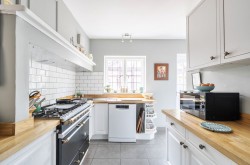 Images for 1 Fernhurst Gardens, Aldwick, PO21