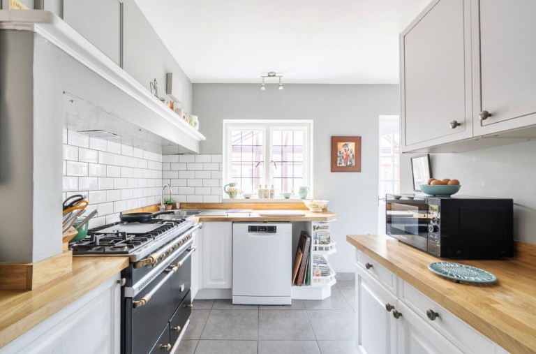 Images for 1 Fernhurst Gardens, Aldwick, PO21