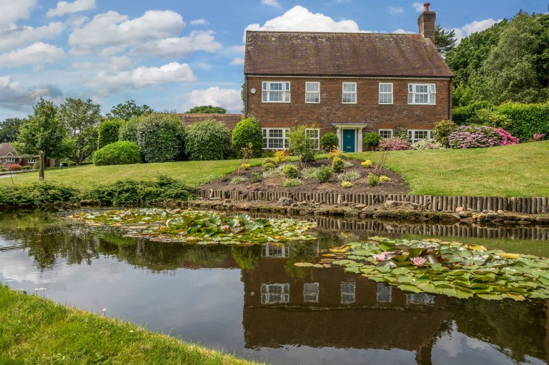 Images for Hurst Park, Midhurst, GU29