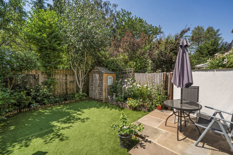 Images for Heathfield Close, Midhurst, GU29