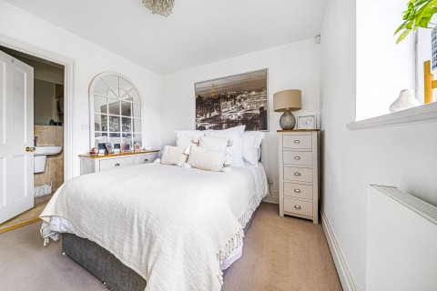 Click the photo for more details of Kings Drive, Midhurst, GU29